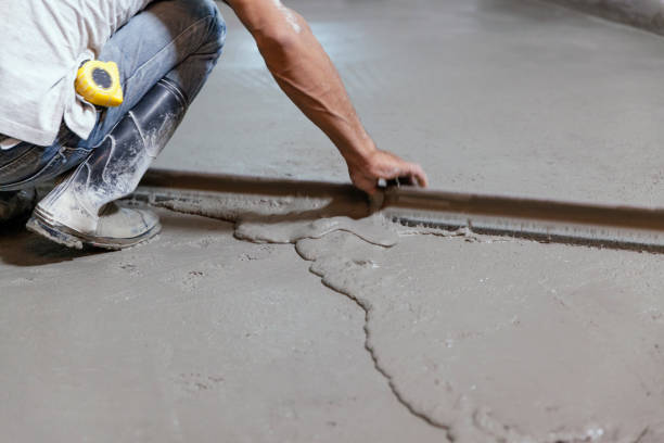 Best Concrete Pool Decks in Naco, AZ